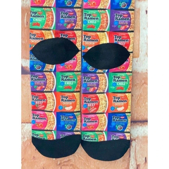 New Top Ramen ODD SOX Casual Cozy Soft Crew Socks Fits Sizes 6-13 Unisex - Picture 4 of 4